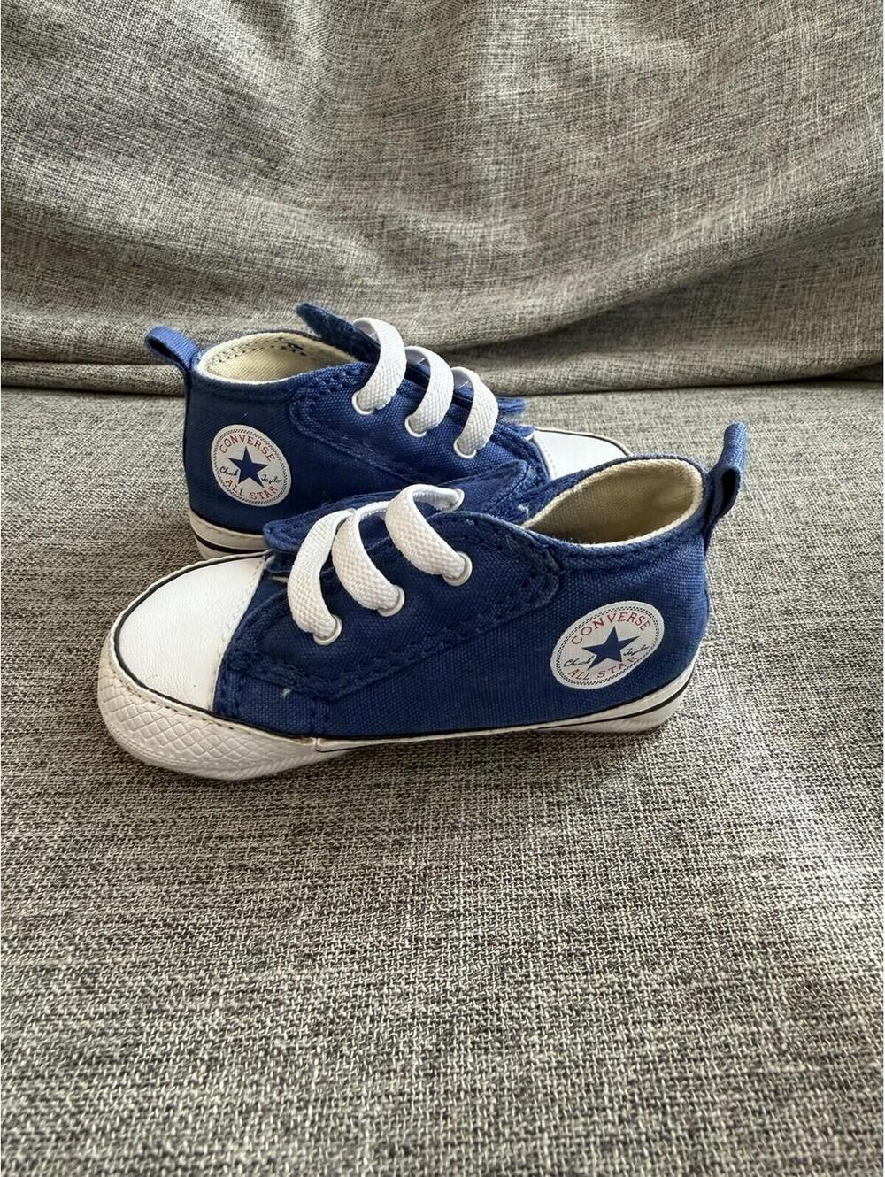 Chuck Taylor Converse All Stars First Star Crib Shoes Size 3 Newborn 0-6 Months